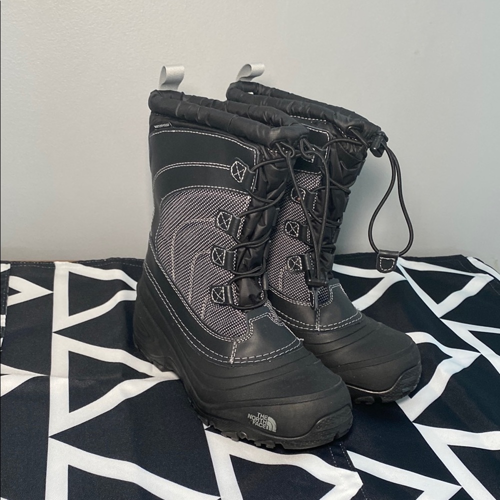 The North Face Black Winter Boots